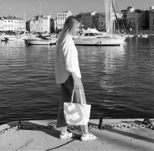 Charger l&#39;image dans la galerie, Cabas Classique Taille S - Produit en voile de bateau recyclée